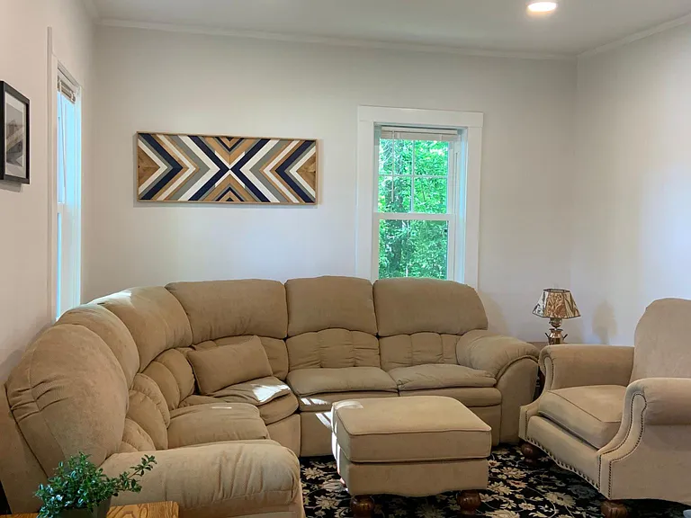 22 Maple St — Photo 7