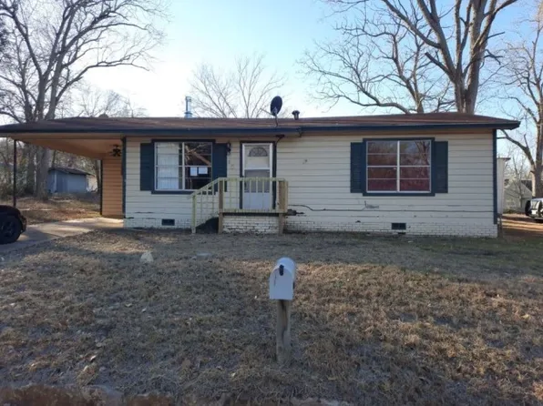 404 S Helen St, Overton, TX 75684