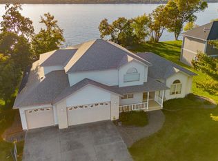 6258 E Lake Carlos Dr NE, Alexandria, MN 56308