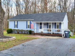 3313 Summerbrooke Dr, North Chesterfield, VA 23235