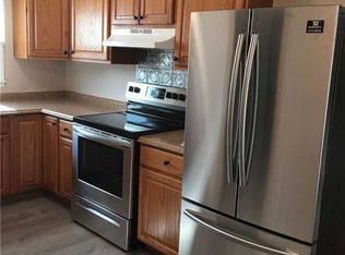 18 Hanover Pl FLOOR 2, Rockville Centre, NY 11570