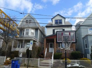 15 Margaret St, Bayonne, NJ 07002