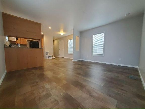 4th image of 825 N Lamb Blvd #47