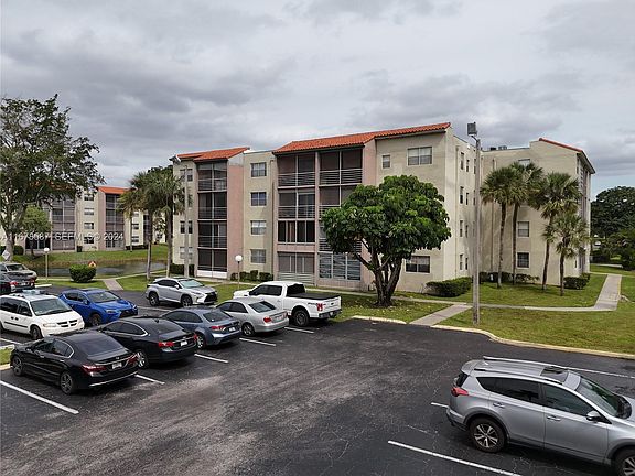 3rd image of 1820 SW 81st Ave APT 3308