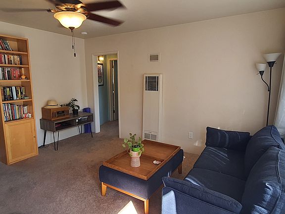4th image of 232 Hillside Ter