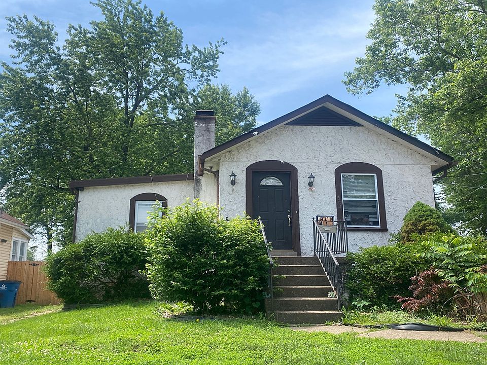 1st image of 304 W Felton Ave