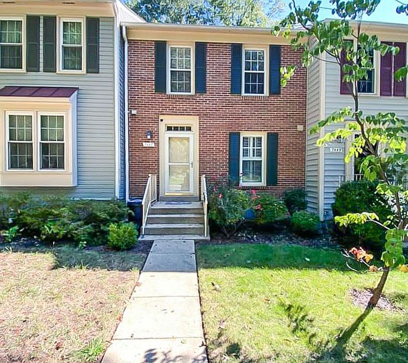 1st image of 7447 Hatherleigh Ct