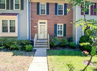 7447 Hatherleigh Ct, Alexandria, VA 22315