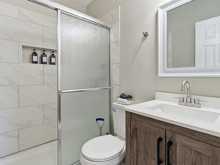 305 N Conrad Ave — Photo 24