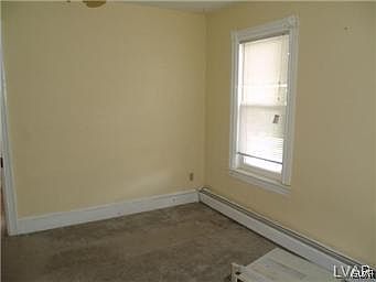 4th image of 804-806 S Broadway