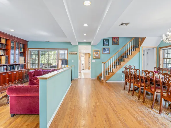 86-49 Dunton Street image 12 of 29