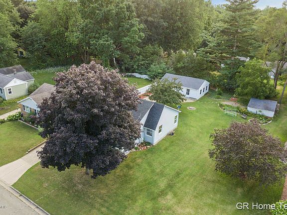 4th image of 131 Harper Dr NW