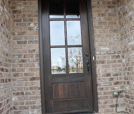 2nd image of 5404 Clubhouse Ln
