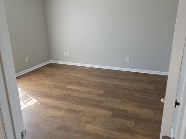1907 Cobblestone Ct