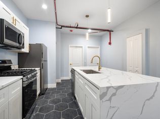 9865 Roosevelt Rd #11249723, Westchester, IL 60154