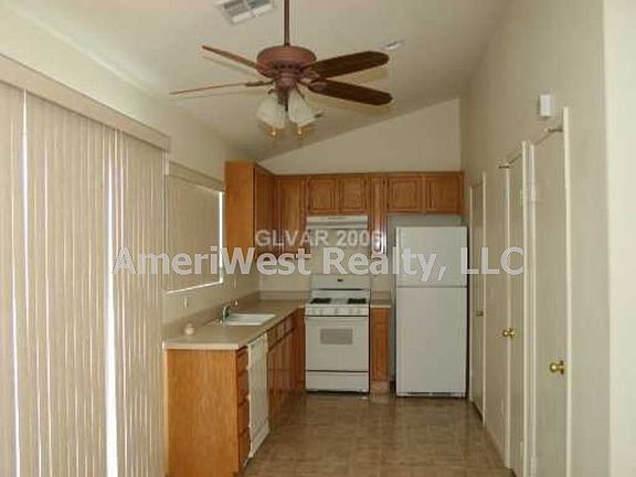 3rd image of 2502 Gardenia Flower Ave