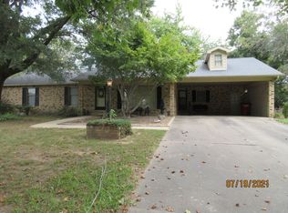 211 Summer Dr, Sikeston, MO 63801