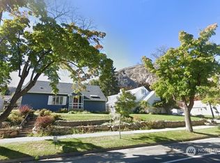 308 Columbia Ave, Coulee Dam, WA 99116