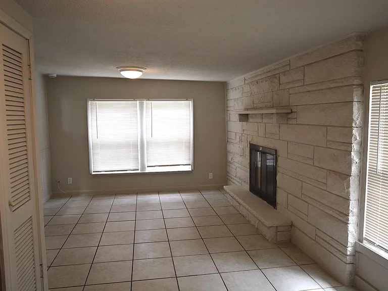 1404 Glendale Dr — Photo 25
