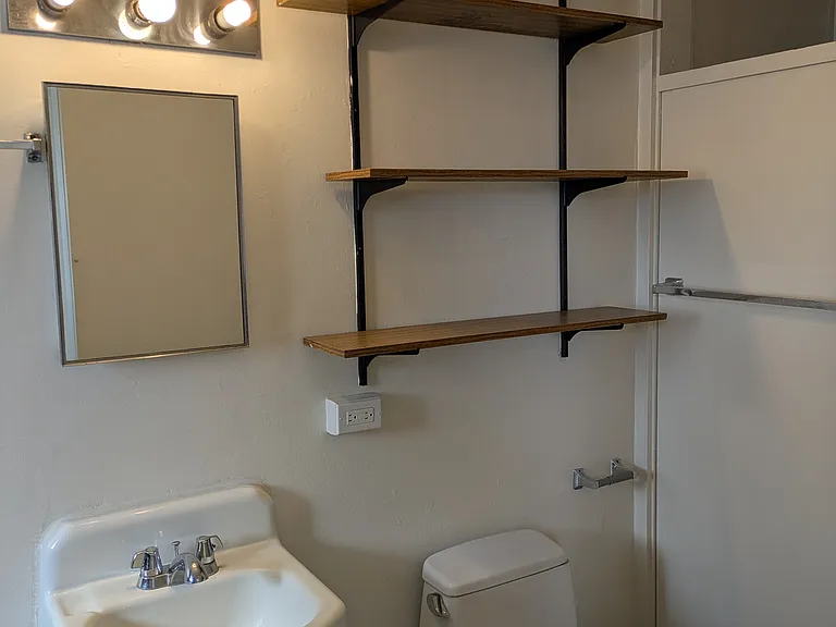 660 Kailua Rd #11/12 — Photo 5