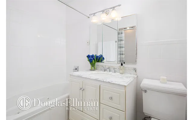Sold by Douglas Elliman | media 17