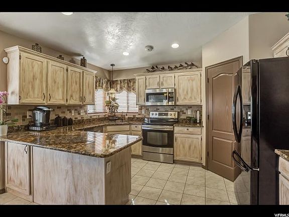 3rd image of 9033 S Wild Acres Dr