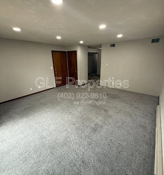 243 N 1st St #2 — Photo 2