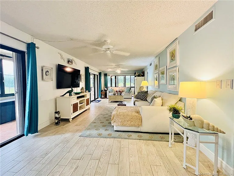 10044 S Ocean Dr #102 — Photo 30