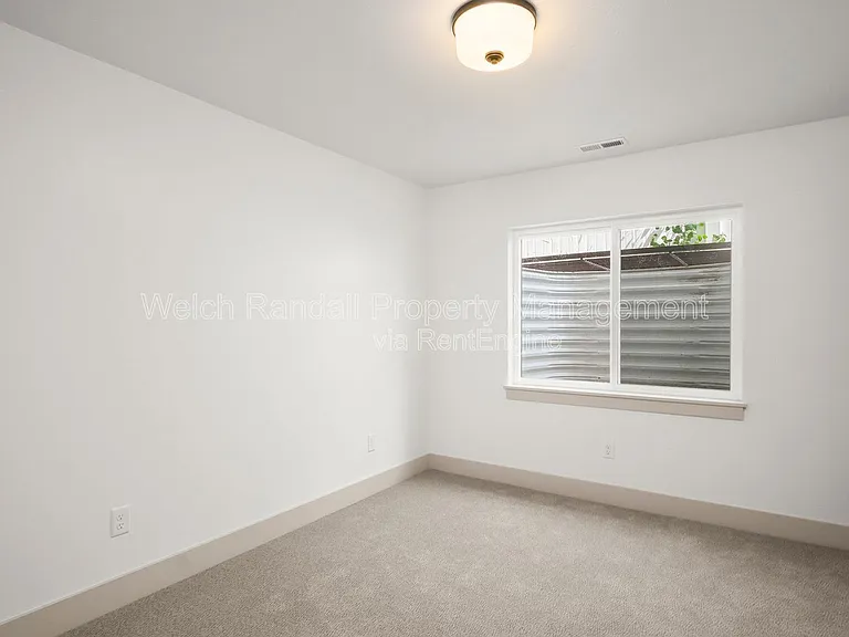 842 S 140 E — Photo 20
