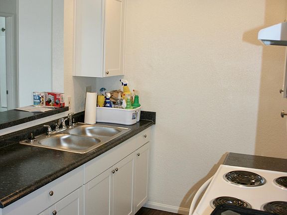 5th image of 4349 McClintock St APT 2