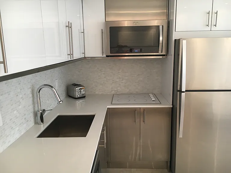 700 16th St #109 — Photo 13