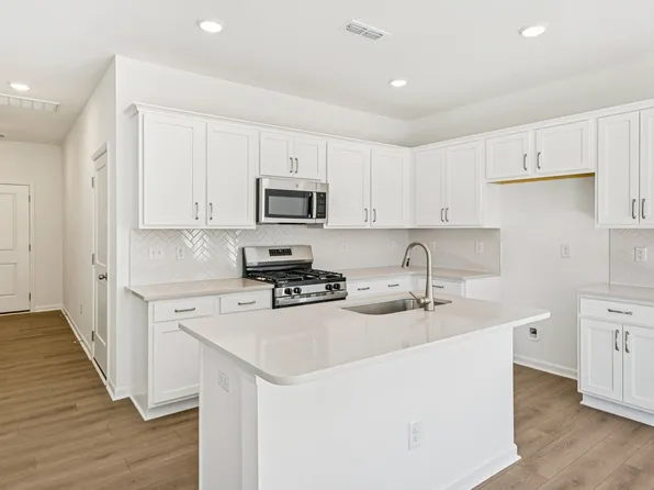 1621 Mirth Ct, Rolesville, NC 27571