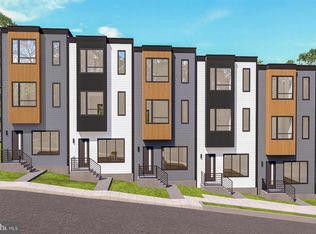 5217 F St SE, Washington, DC 20019