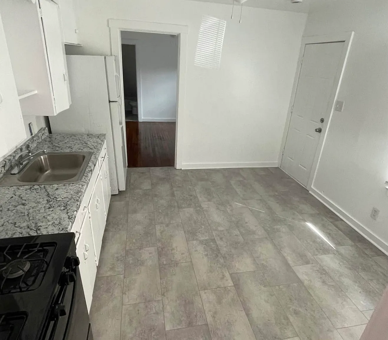 1 bed, 700 sqft, $850 — Photo 3