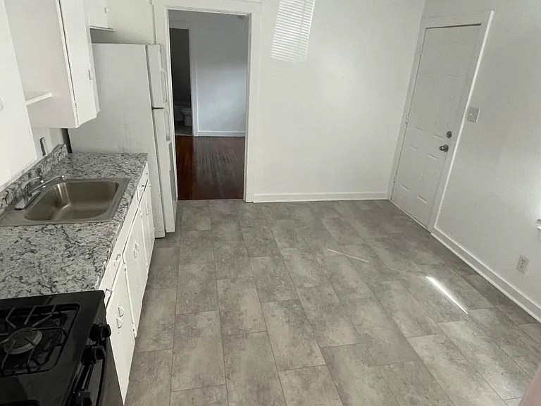 215 N Bermuda St #215 — Photo 3