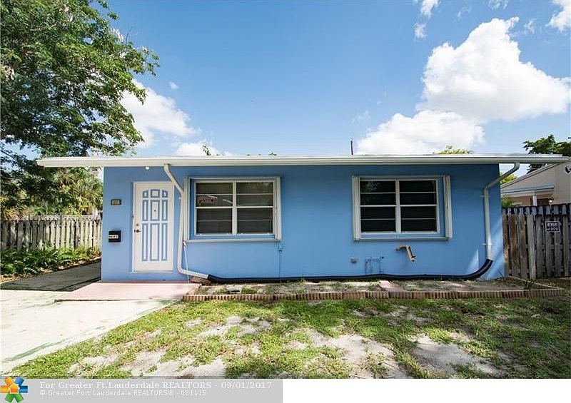 1st image of 1337 NE 40th Ct