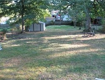 4th image of 219 Elizabeth Ave