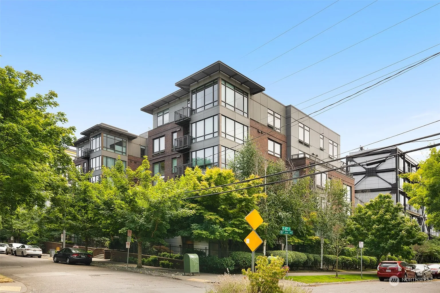 4547 8th Avenue NE #309 photo 1