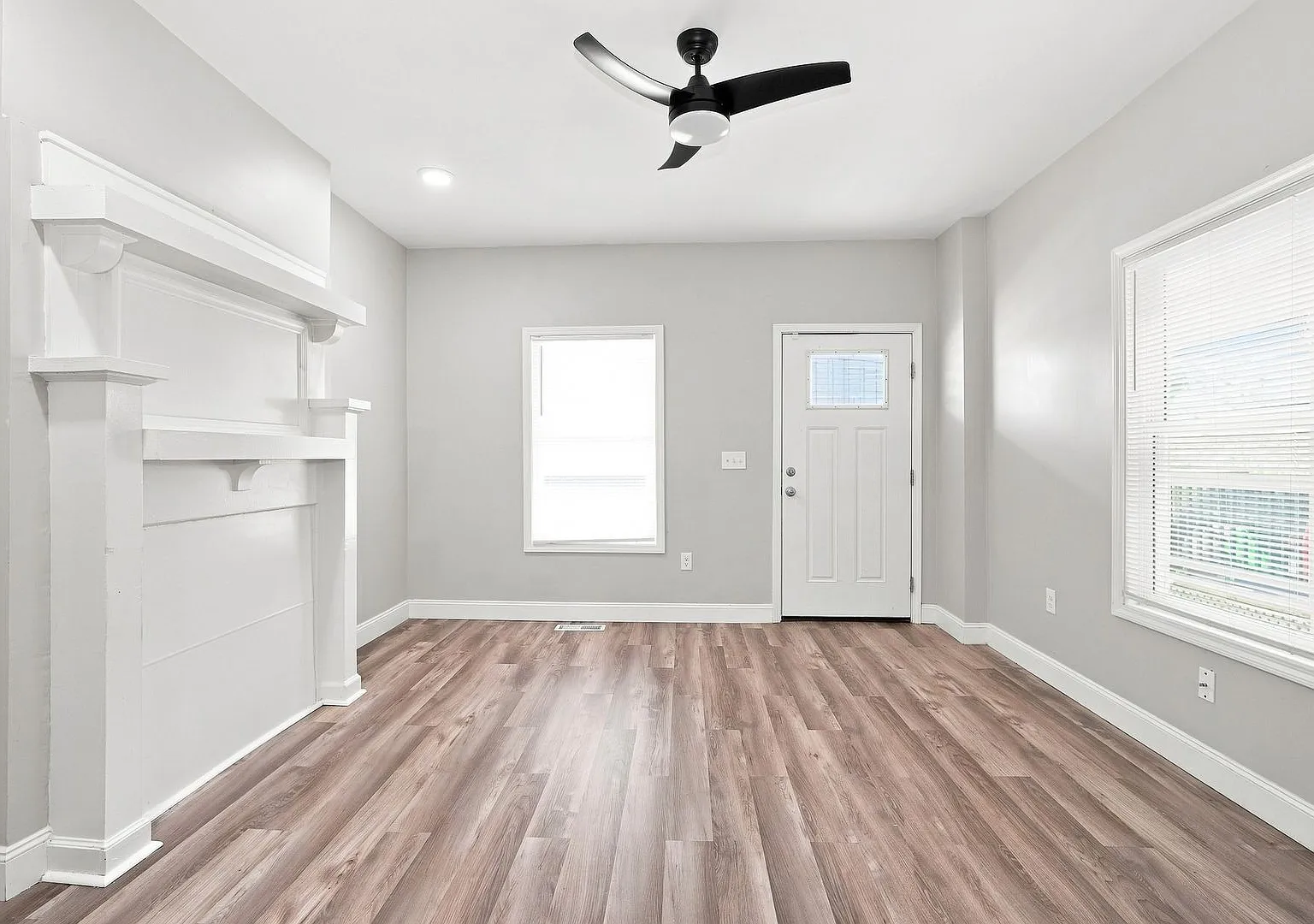 29-31 Dana Ave — Photo 3