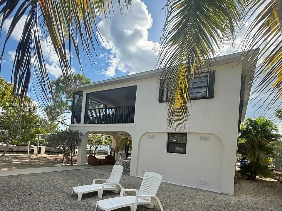 1539 Lantana Ln