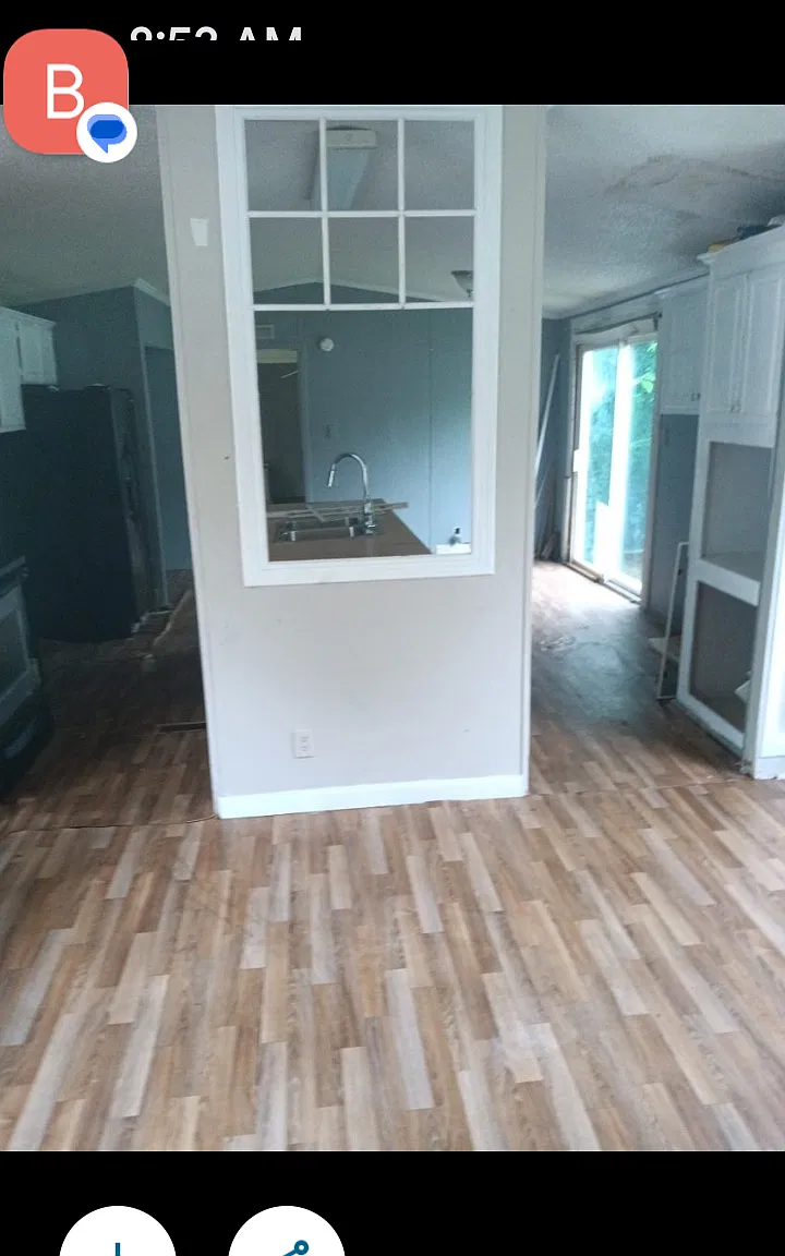 3 bed, 1210 sqft, $850 — Photo 2