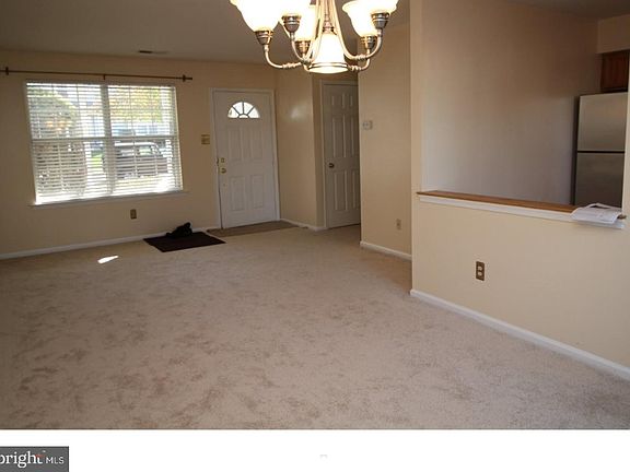 3rd image of 63 Eaton Ct #127