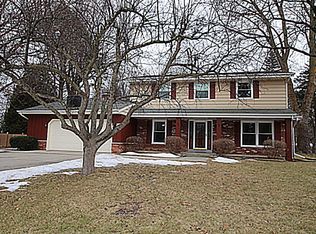 W140N8430 Lilly Rd, Menomonee Falls, WI 53051