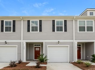 729 Trotters Ln, Moncks Corner, SC 29461