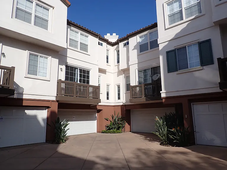 2908 Player Ln — Photo 28