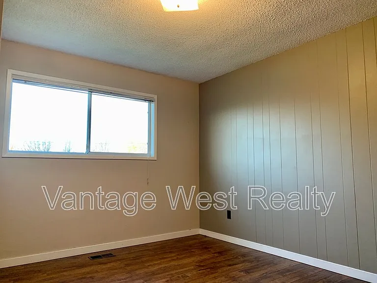 2009A Polo Rd — Photo 15