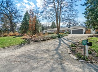 26 Braeburn Ln, Barrington, IL