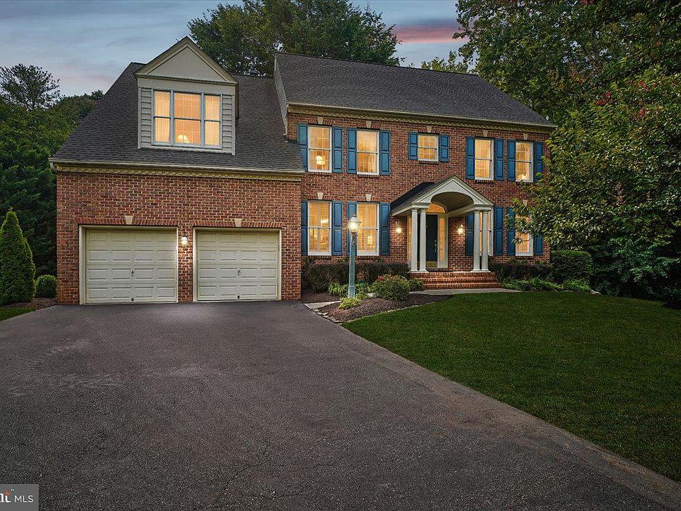 1st image of 235 Ebb Point Ln