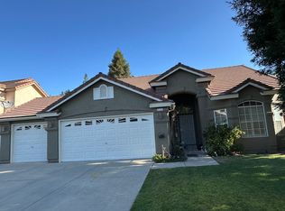 2814 E Shea Dr, Fresno, CA