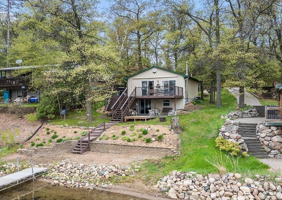 1st image of 2217 Birchcrest Dr